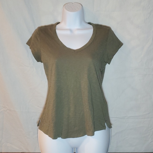 4/$20 Max Studio army green top sz S - Picture 2 of 13